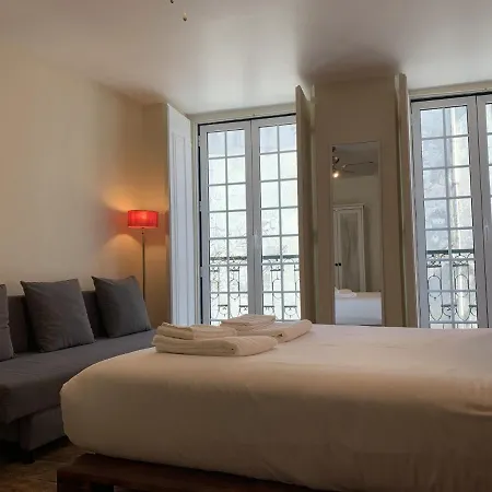 Flh Bairro Alto Flats
