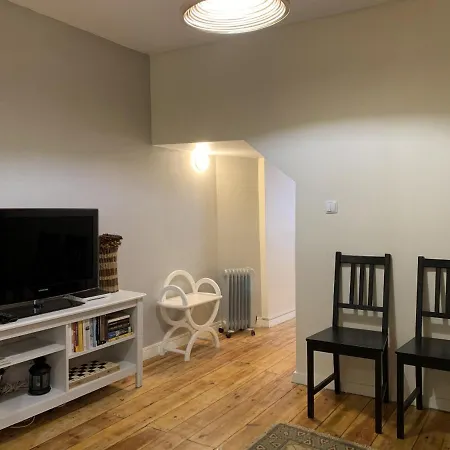 Flh Bairro Alto Flats شقة