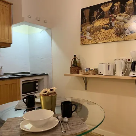 Bairro Alto Apartments *